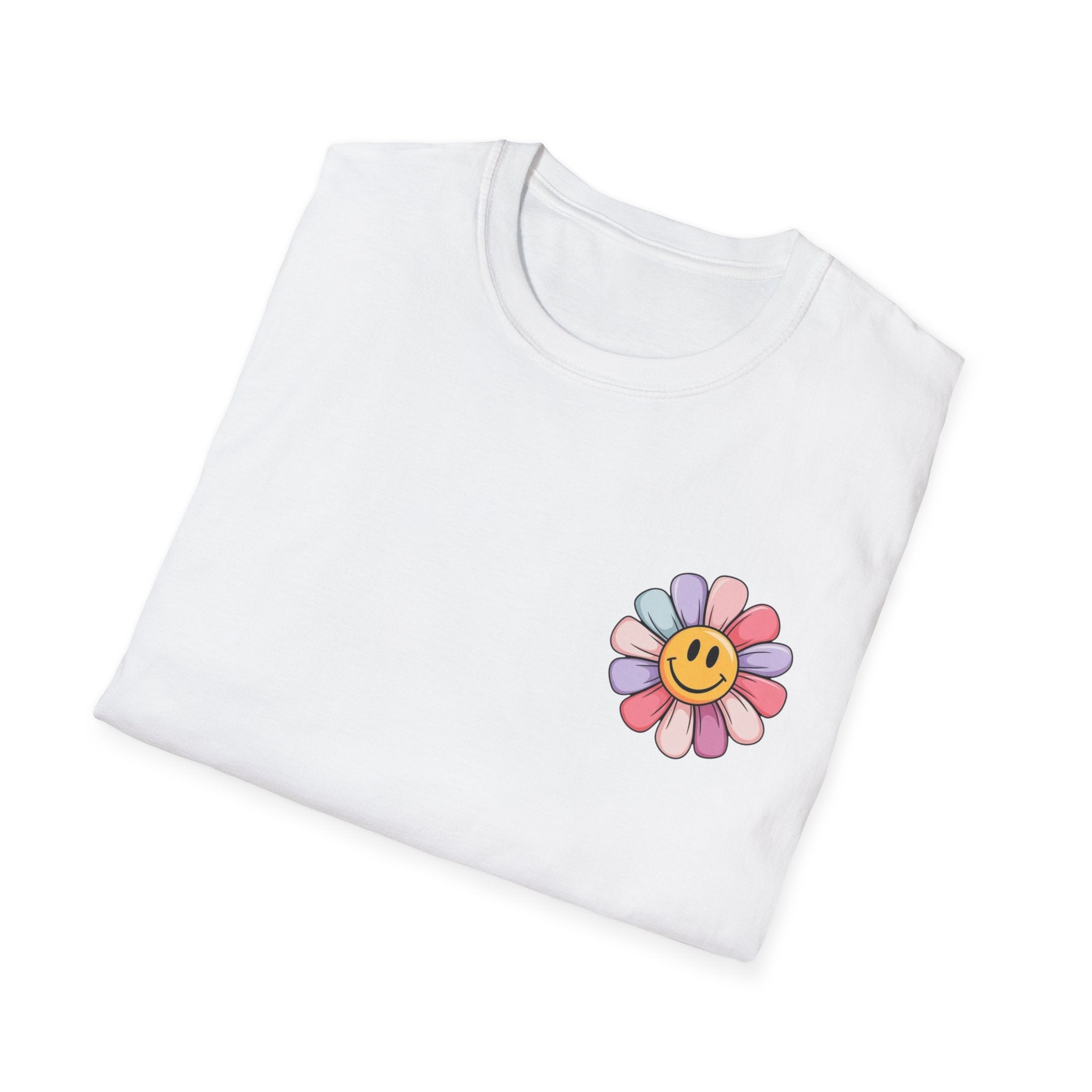 Mama Floral T-Shirt — Cute Smiley Daisy Mom Tee